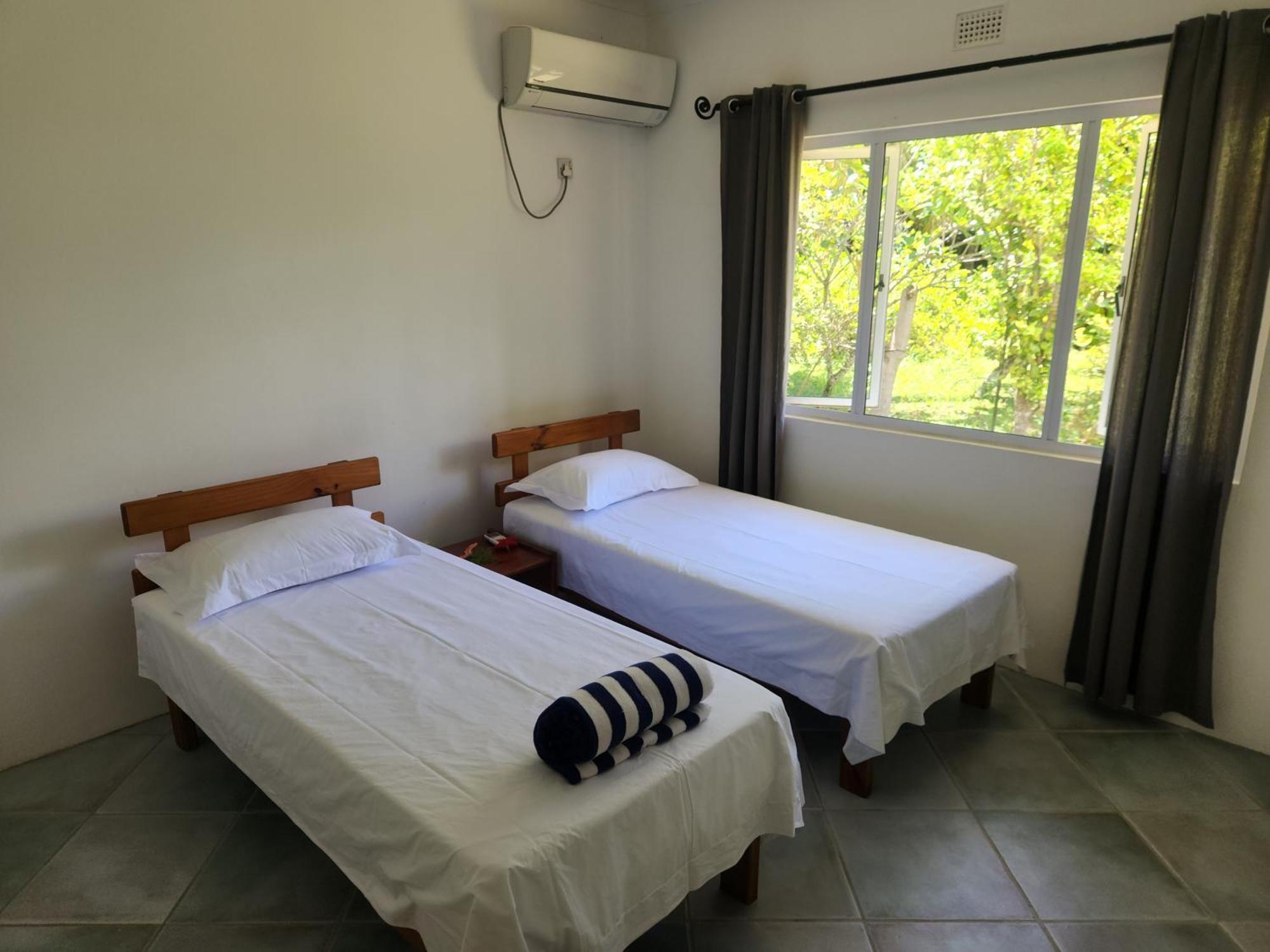 Fairy-Tern Chalets Cerf Island Bagian luar foto